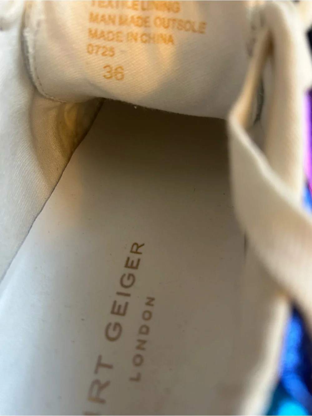 Kurt Geiger London Women’s Lane Stripe Sneakers Size 6